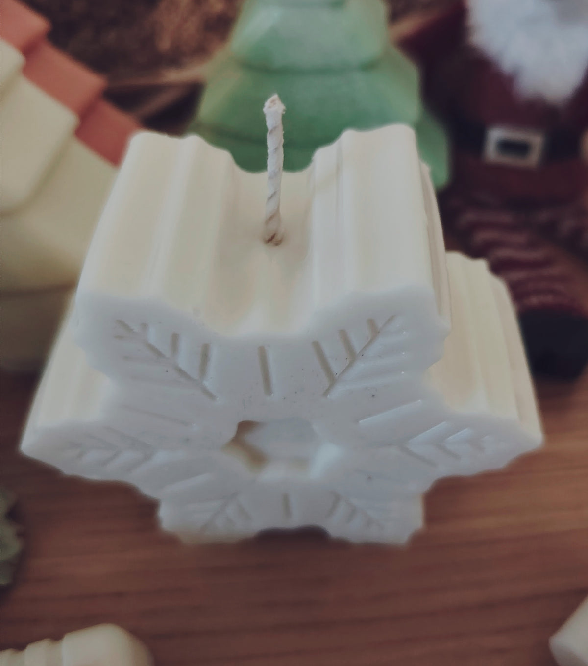 Single Large Scented Christmas Snowflake Candle