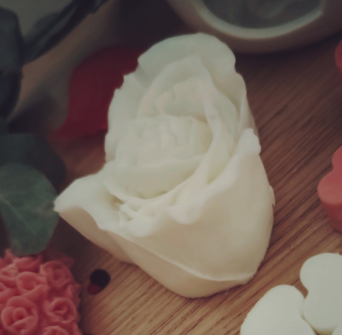 Single Medium Rose Love Heart Wax Melt