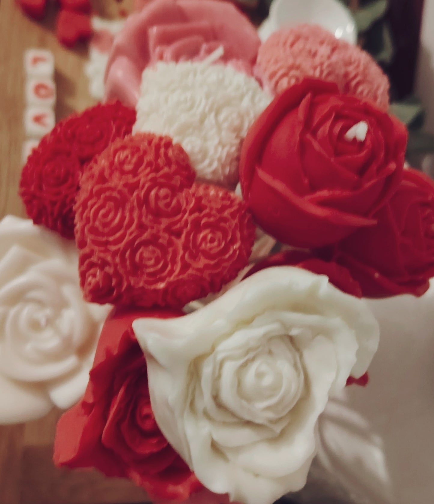 x12 Roses, Candles and Wax Melts Bouquet