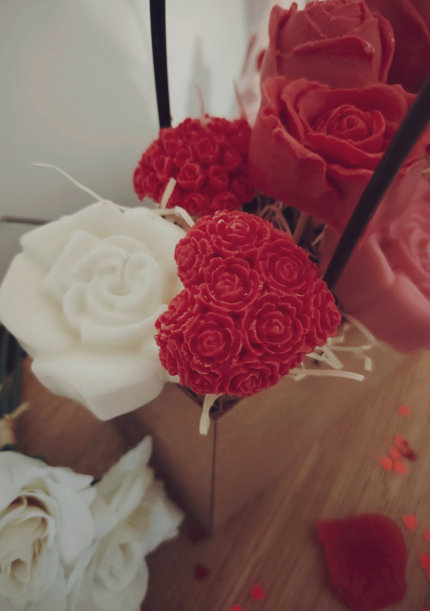 x12 Roses, Candles and Wax Melts Bouquet
