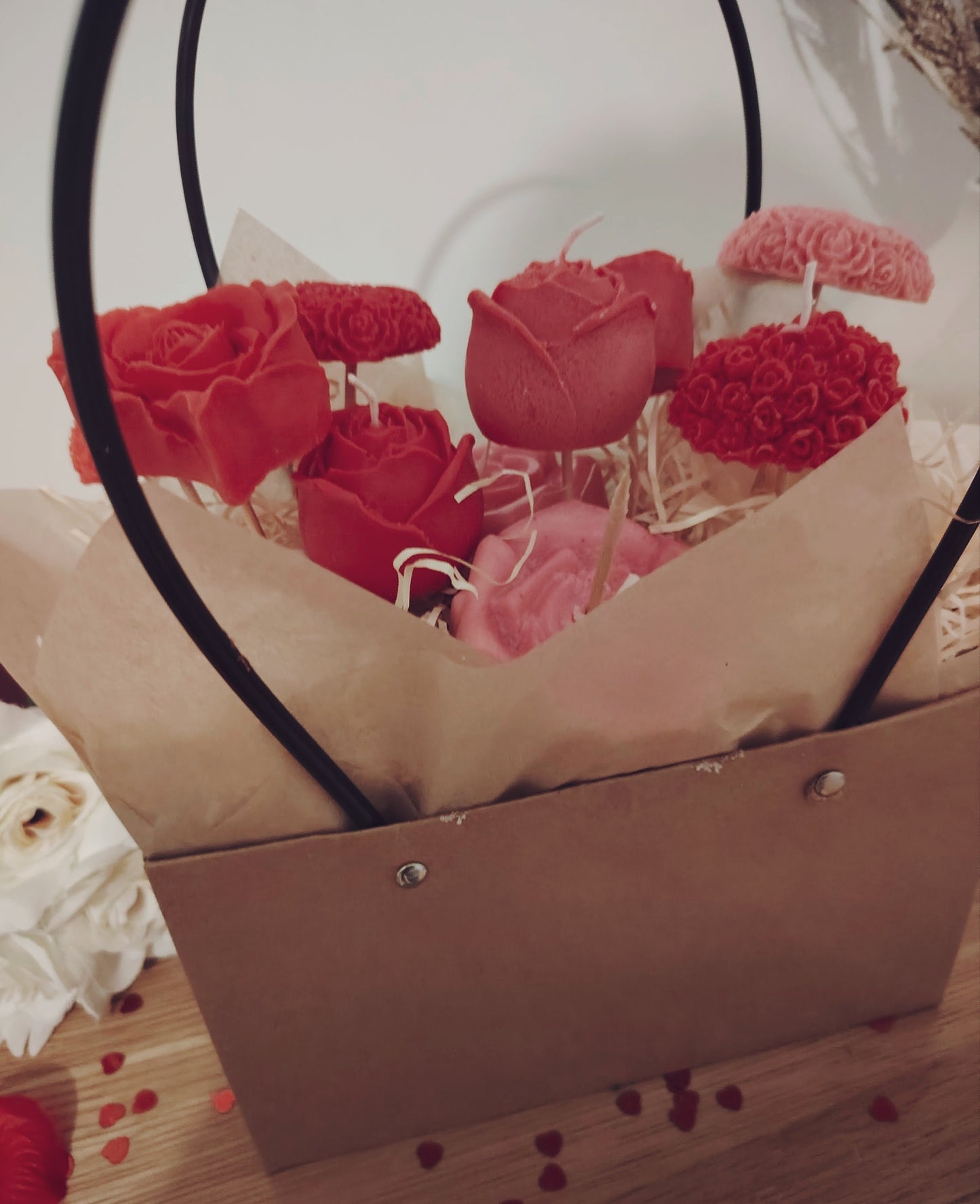 x12 Roses, Candles and Wax Melts Bouquet