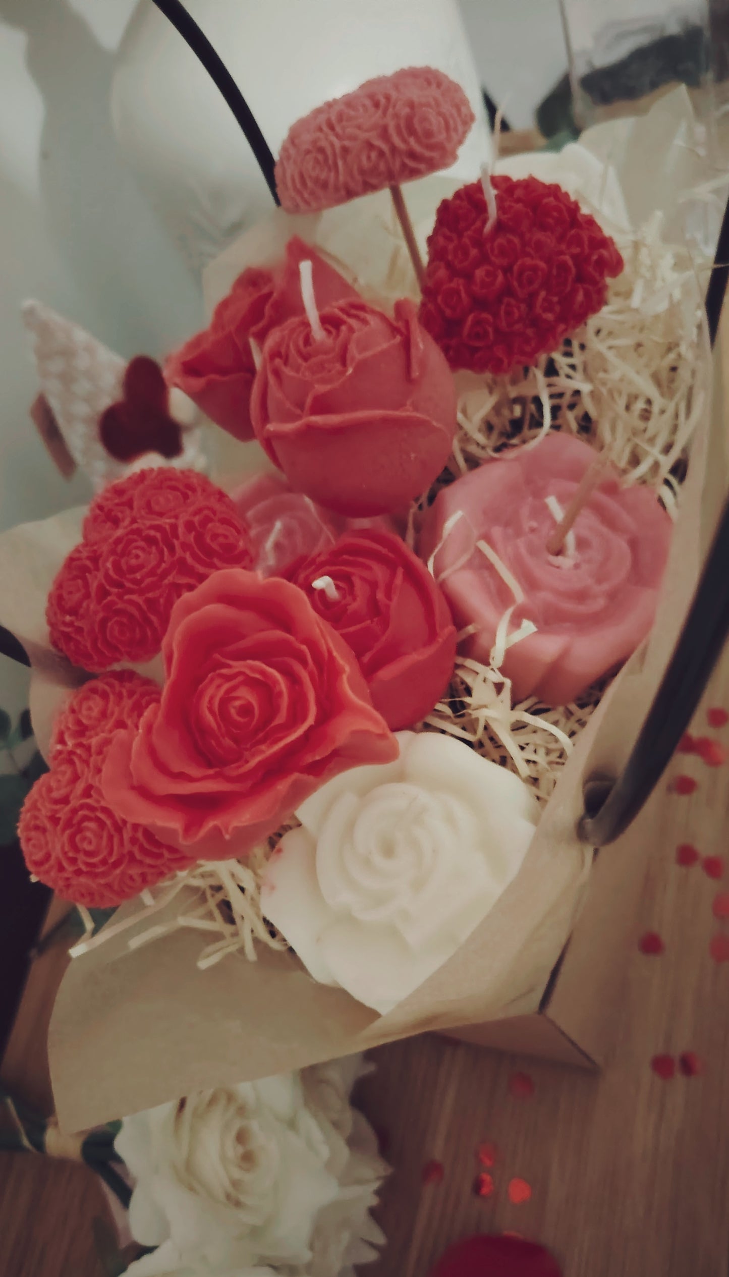 x12 Roses, Candles and Wax Melts Bouquet