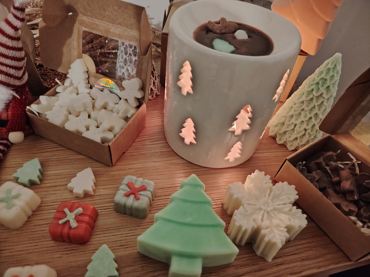 Single Medium Scented Smooth Christmas Tree Candle