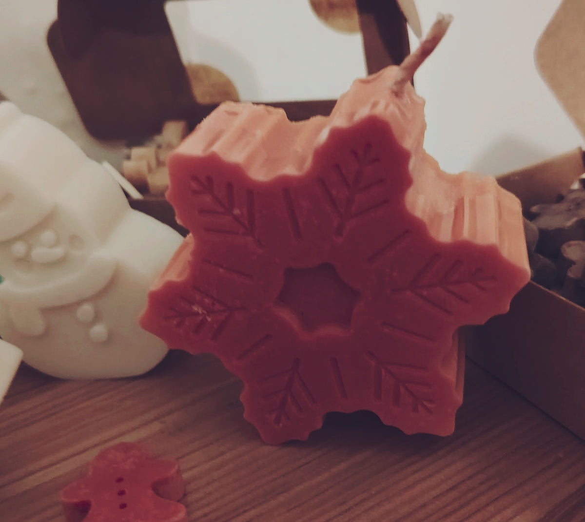 Single Large Scented Christmas Snowflake Candle