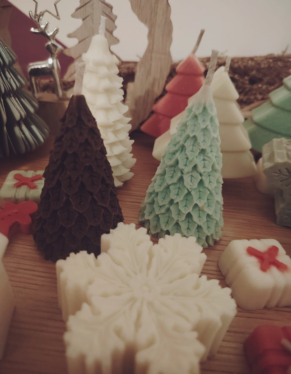 Single Medium Scented Snowflake Wax Melt