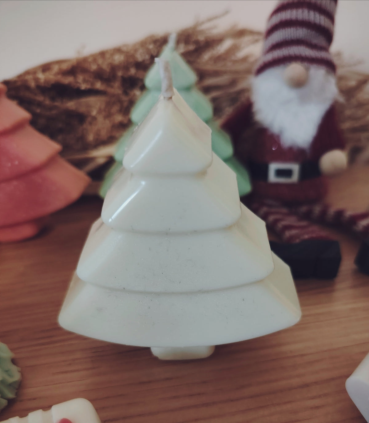 Single Medium Scented Smooth Christmas Tree Candle